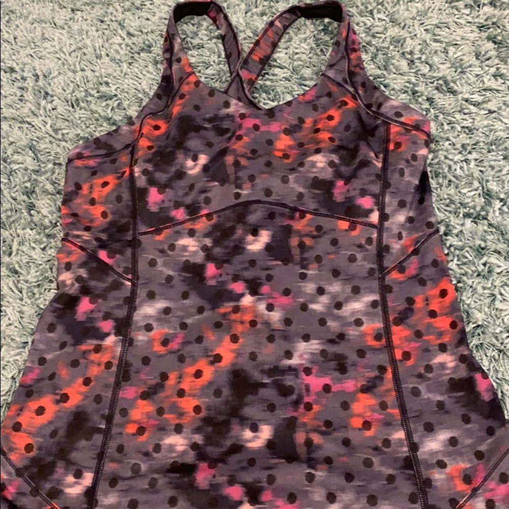 Lululemon tank top